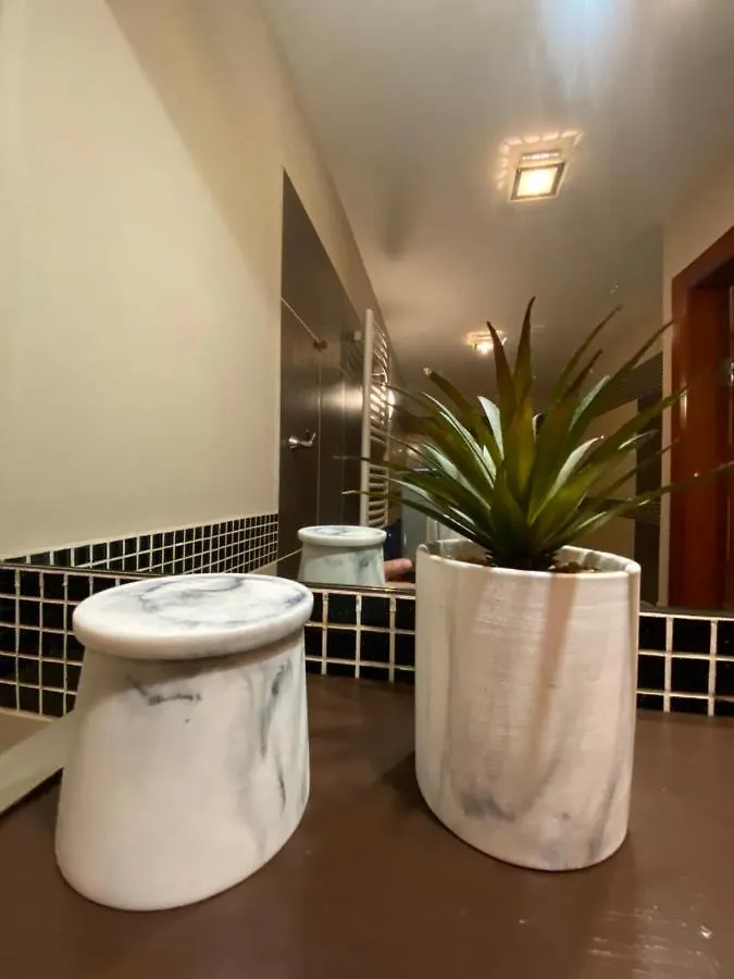 Apartment Best Location In The Heart Of The City, 2 Bedrooms, 2 Bathrooms Budapest