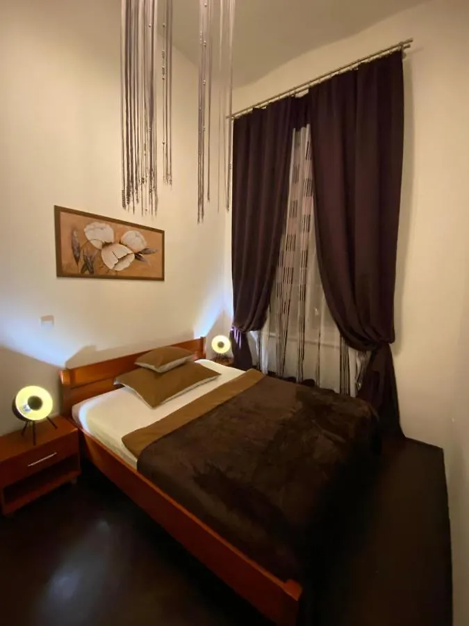 Best Location In The Heart Of The City, 2 Bedrooms, 2 Bathrooms Budapest Apartment