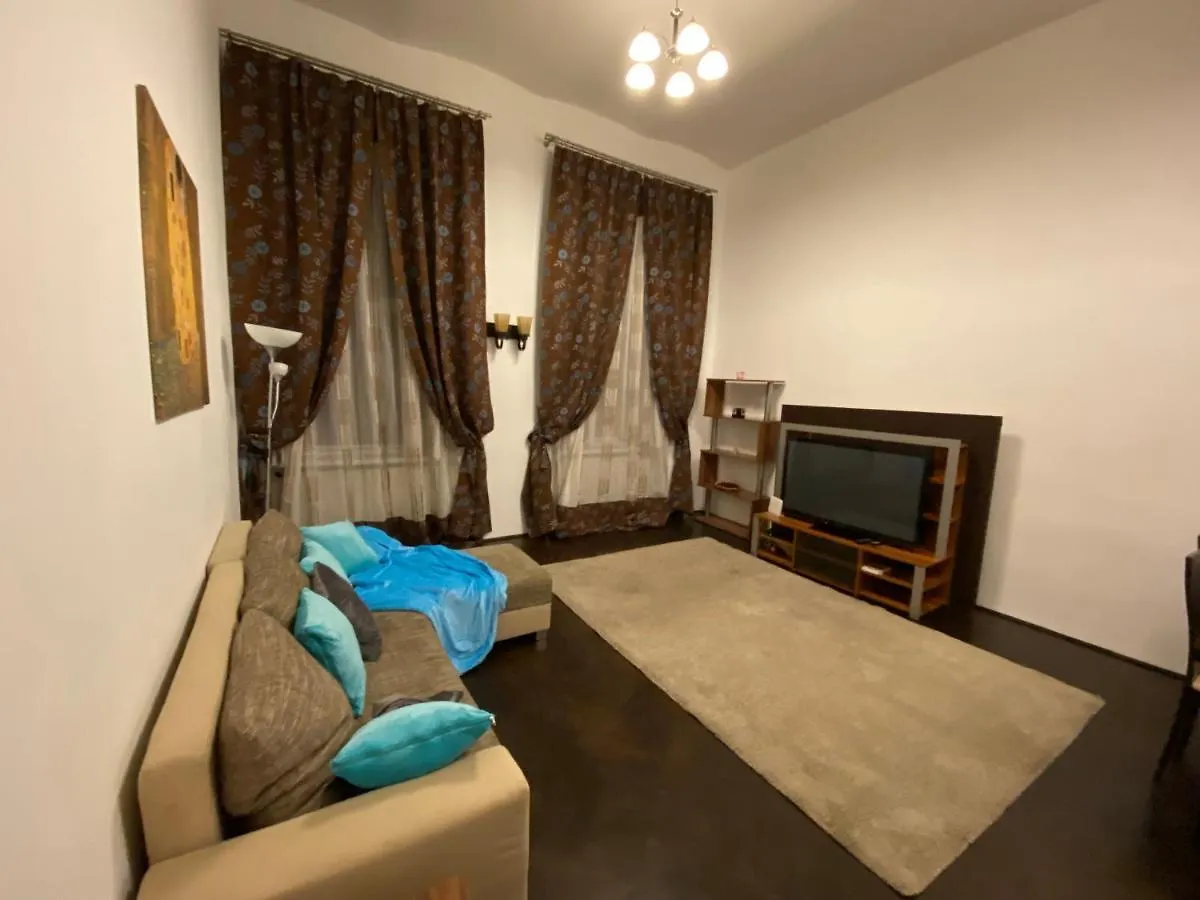 Apartment Best Location In The Heart Of The City, 2 Bedrooms, 2 Bathrooms Budapest