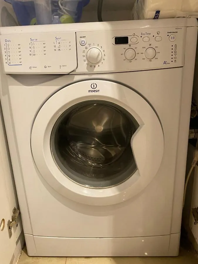 Best Location In The Heart Of The City, 2 Bedrooms, 2 Bathrooms Budapest 0*,